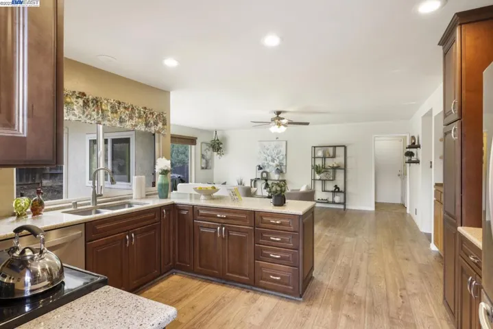 1163 Via Doble, Concord, California 94521