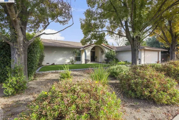 1163 Via Doble, Concord, California 94521