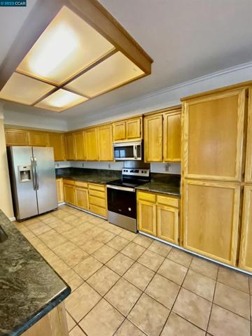 2450 Canyon Lakes Dr, San Ramon, California 94582