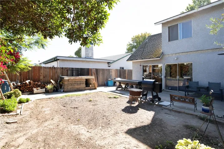 1313 Smoke Tree Lane, Santa Maria, California 93454