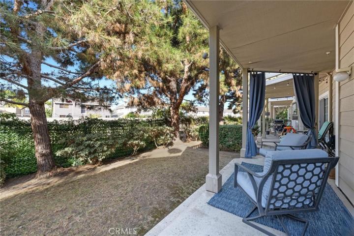 20171 Sealpoint Lane Unit 105, Huntington Beach, California 92646