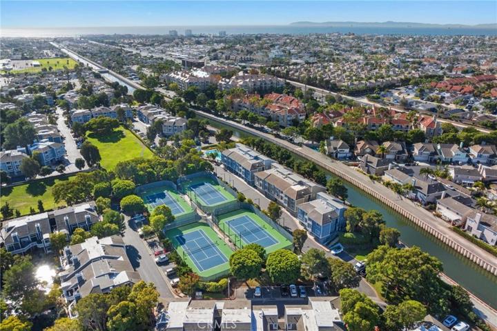 20171 Sealpoint Lane Unit 105, Huntington Beach, California 92646