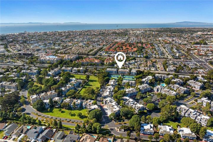 20171 Sealpoint Lane Unit 105, Huntington Beach, California 92646