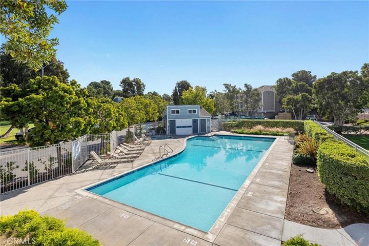 20171 Sealpoint Lane Unit 105, Huntington Beach, California 92646