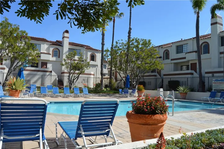 2971 Plaza Del Amo 301, Torrance, California 90503