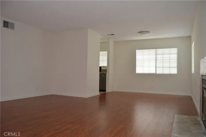 2971 Plaza Del Amo 301, Torrance, California 90503