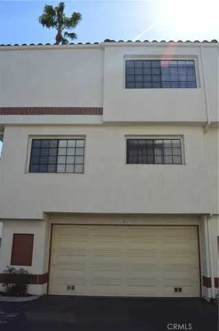 2971 Plaza Del Amo 301, Torrance, California 90503