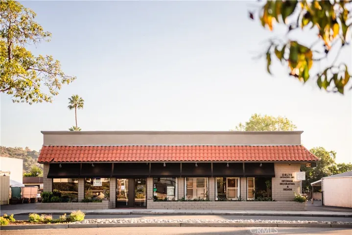 236 E Route 66, Glendora, California 91740