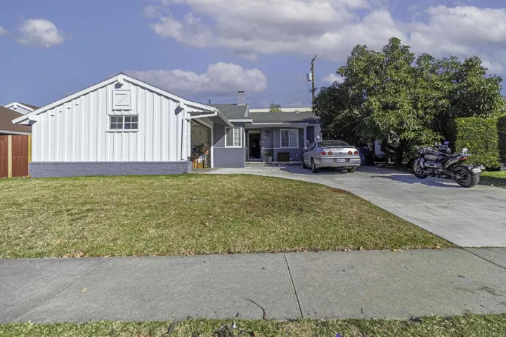 15621 Starbuck Street, Whittier, California 90603