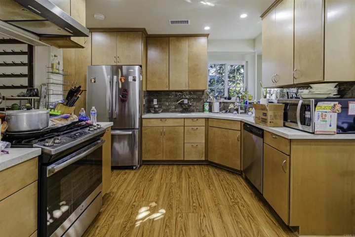 15621 Starbuck Street, Whittier, California 90603