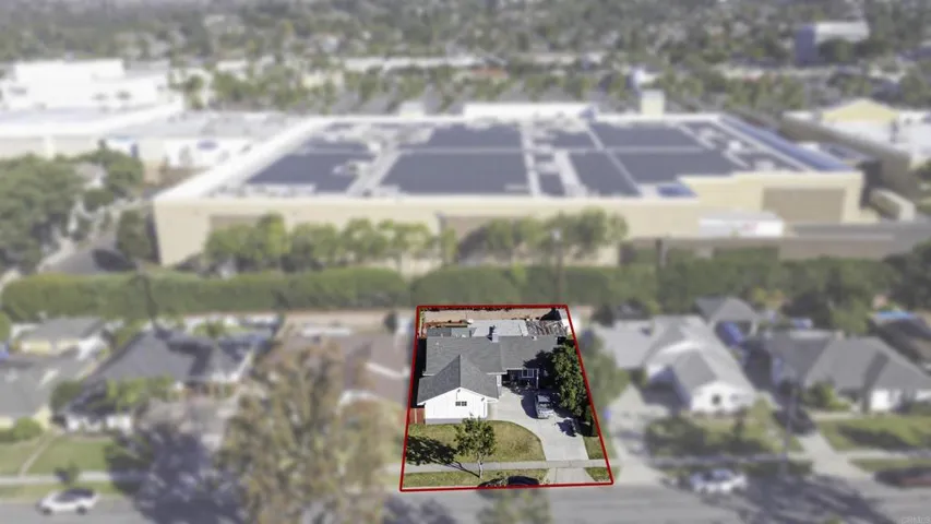 15621 Starbuck Street, Whittier, California 90603