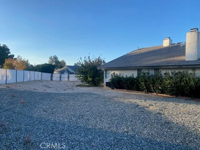 14343 Crow Road, Apple Valley, California 92307