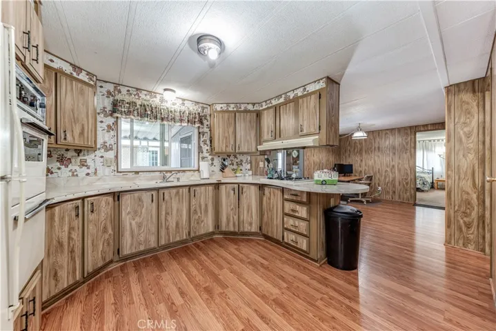 319 Magpie Lane, Fountain Valley, California 92708