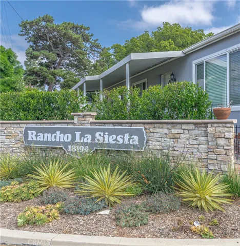319 Magpie Lane, Fountain Valley, California 92708