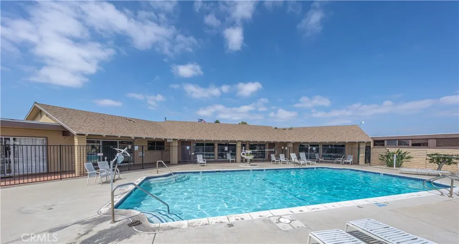319 Magpie Lane, Fountain Valley, California 92708