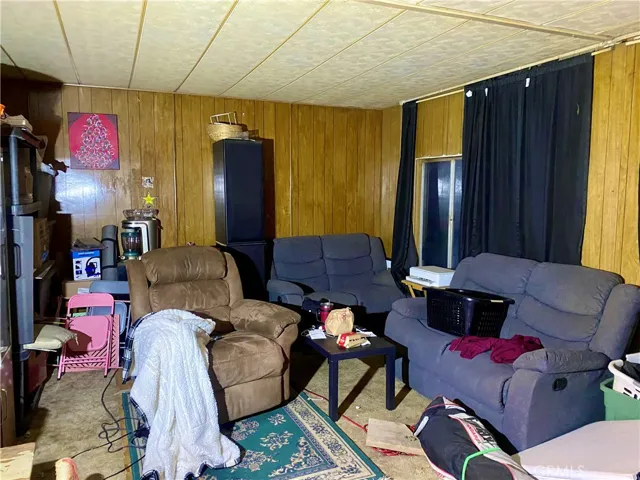 33805 El Centro Avenue, Hemet, California 92545