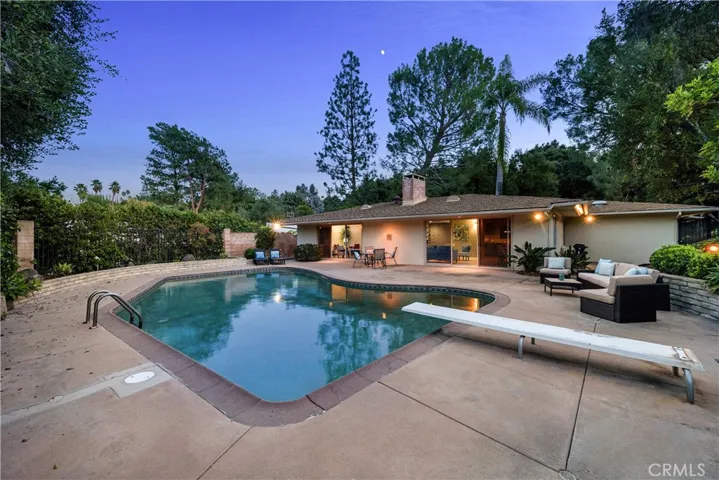 15963 Valley Wood Road, Sherman Oaks, California 91403