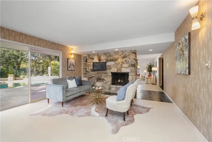 15963 Valley Wood Road, Sherman Oaks, California 91403