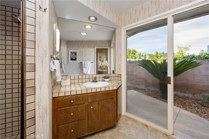 15963 Valley Wood Road, Sherman Oaks, California 91403