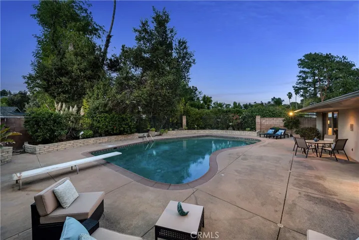 15963 Valley Wood Road, Sherman Oaks, California 91403