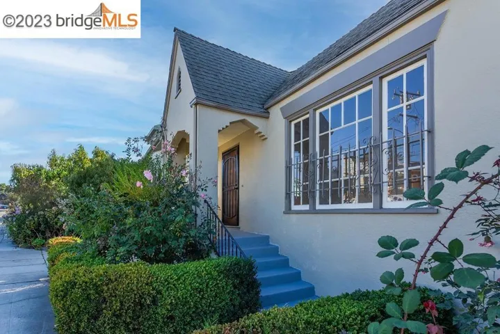 1315 E 26th St, Oakland, California 94606
