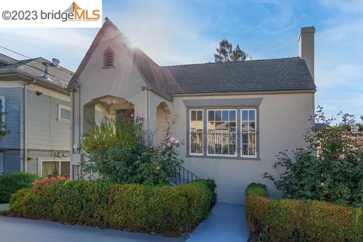1315 E 26th St, Oakland, California 94606