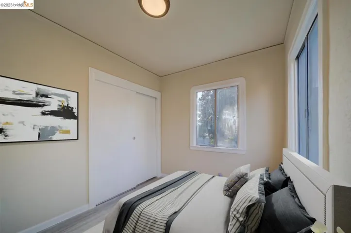 1315 E 26th St, Oakland, California 94606