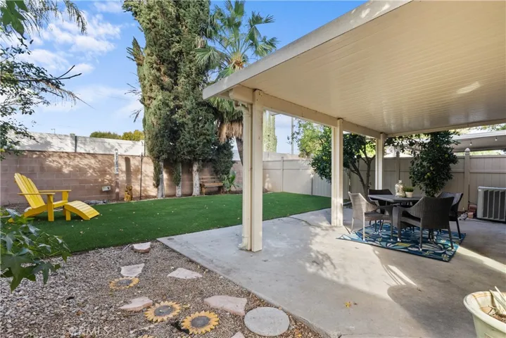 6855 Maynard Avenue, West Hills, California 91307