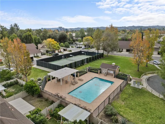 6855 Maynard Avenue, West Hills, California 91307