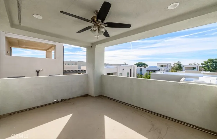 112 Menkar, Irvine, California 92618