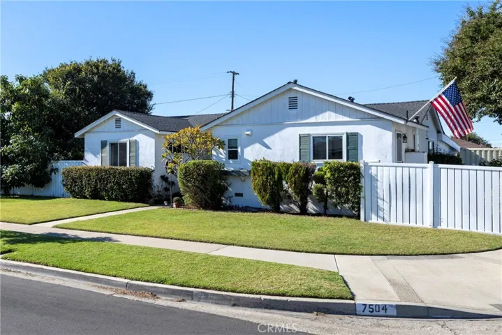 7504 El Centro Way, Buena Park, California 90620