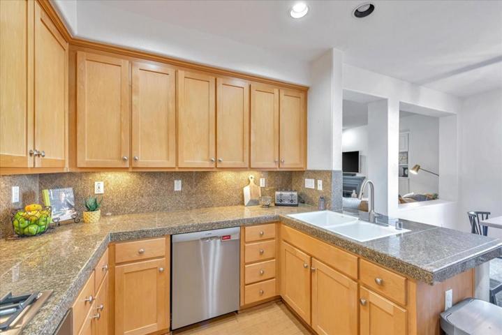 190 Harrison Avenue, Campbell, California 95008
