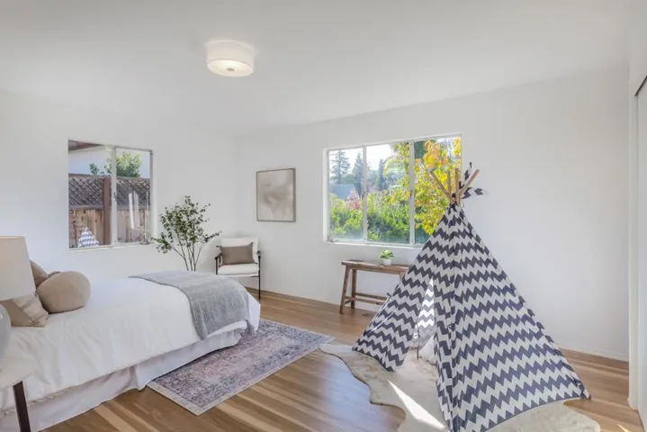 1755 Mora Court, Los Altos, California 94024