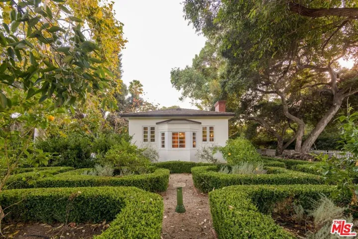 1545 1545 Ramona Lane, Santa Barbara, California 93108