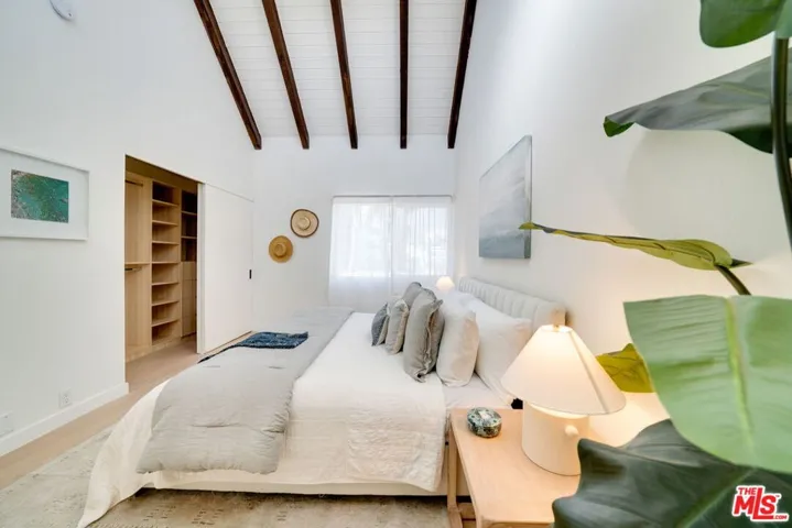 2520 Arizona Avenue 4, Santa Monica, California 90404