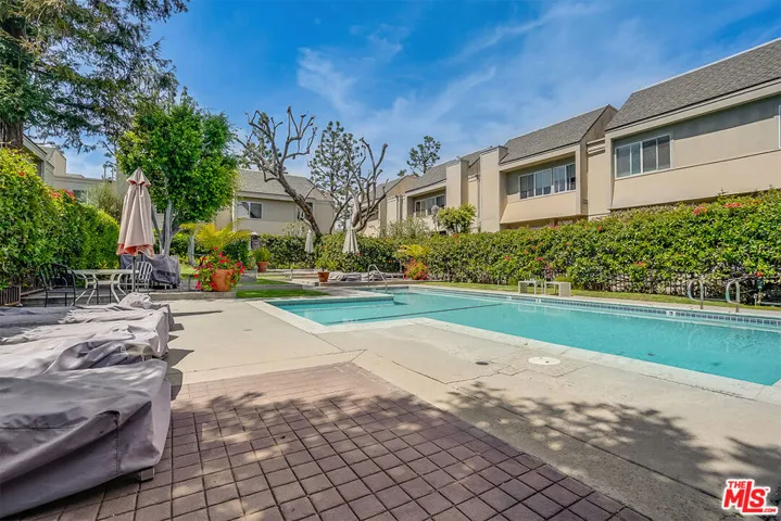 2520 Arizona Avenue 4, Santa Monica, California 90404