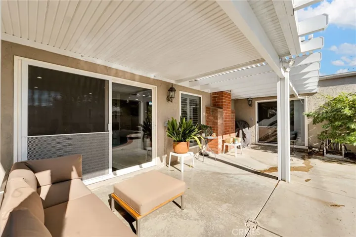 19950 Hemmingway Street, Winnetka, California 91306