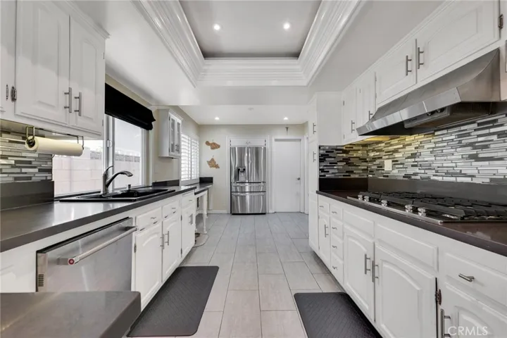 19950 Hemmingway Street, Winnetka, California 91306