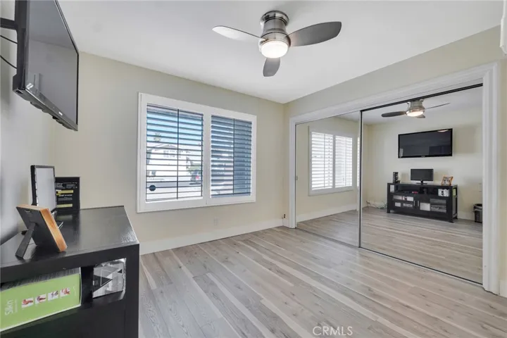 19950 Hemmingway Street, Winnetka, California 91306