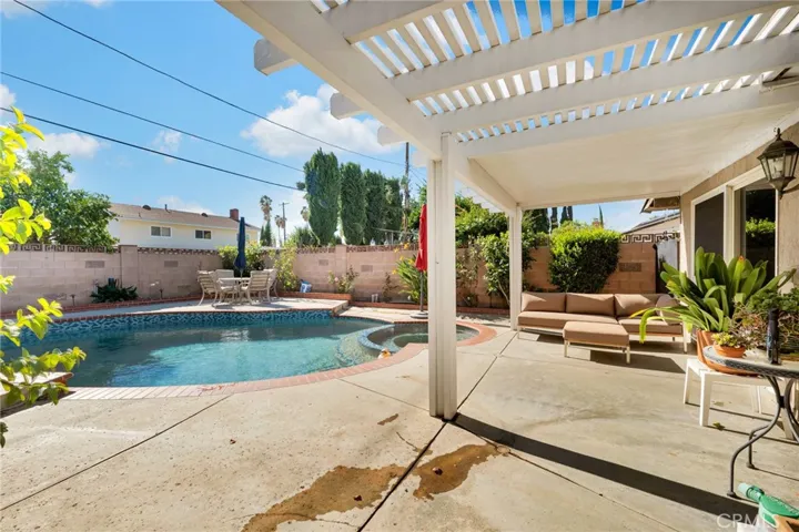 19950 Hemmingway Street, Winnetka, California 91306