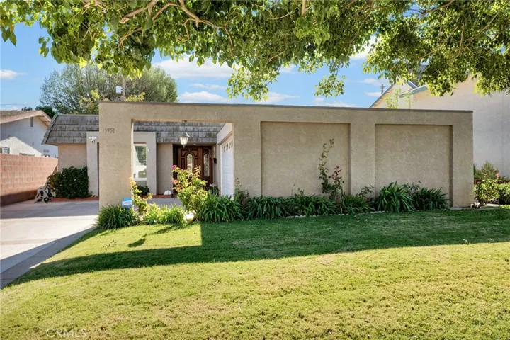 19950 Hemmingway Street, Winnetka, California 91306