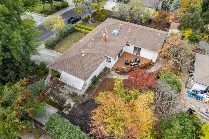3815 Grove Avenue, Palo Alto, California 94303