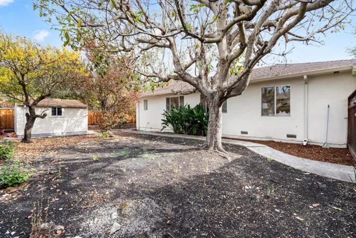 3815 Grove Avenue, Palo Alto, California 94303