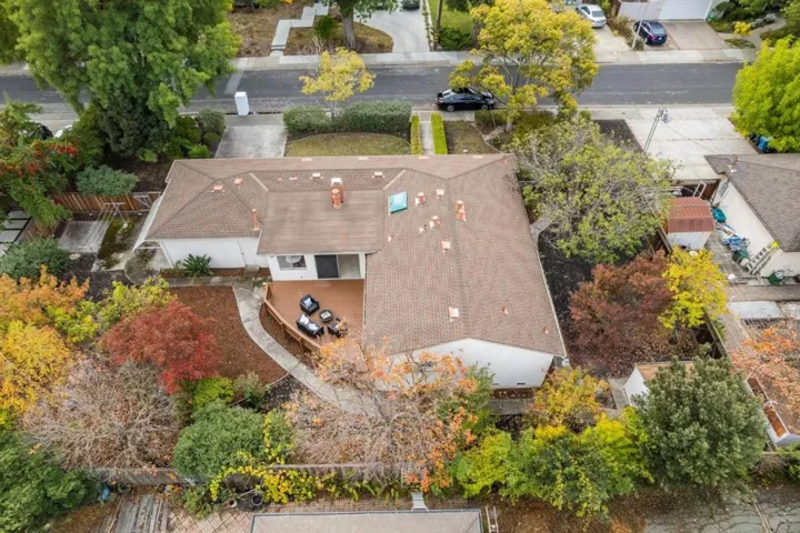 3815 Grove Avenue, Palo Alto, California 94303