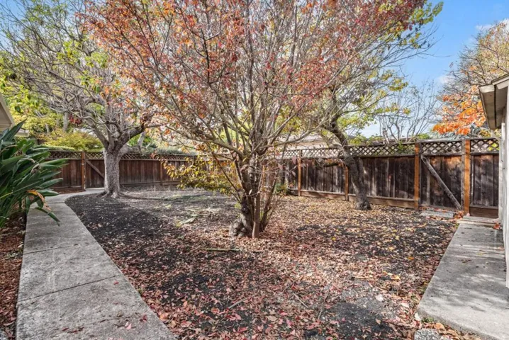 3815 Grove Avenue, Palo Alto, California 94303