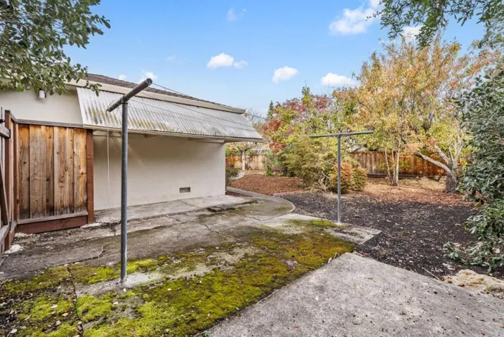 3815 Grove Avenue, Palo Alto, California 94303
