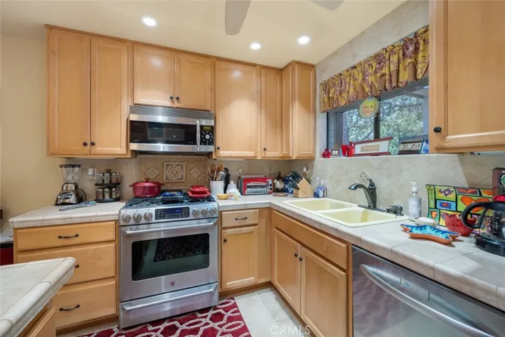3340 Rockview Place 6, San Luis Obispo, California 93401