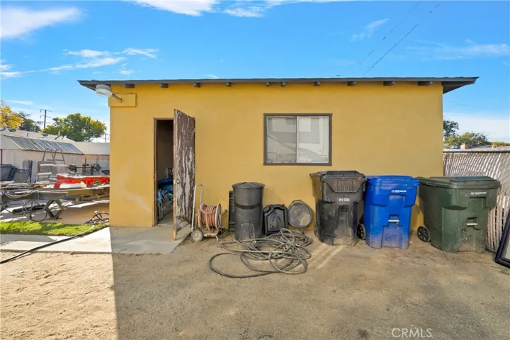375 Vine Avenue, Upland, California 91786