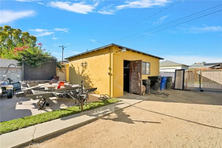 375 Vine Avenue, Upland, California 91786