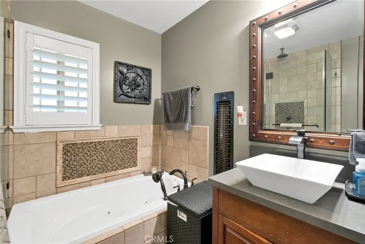375 Vine Avenue, Upland, California 91786